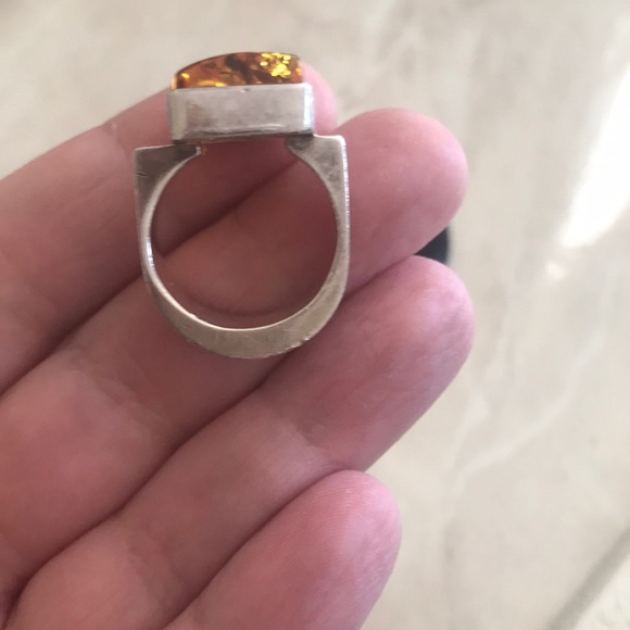 Amber rectangular silver ring - Picture 4 of 7